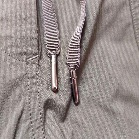 Lululemon Dance Studio Crop 25" Dark Olive Women's Size 8 - Picture 7 of 11